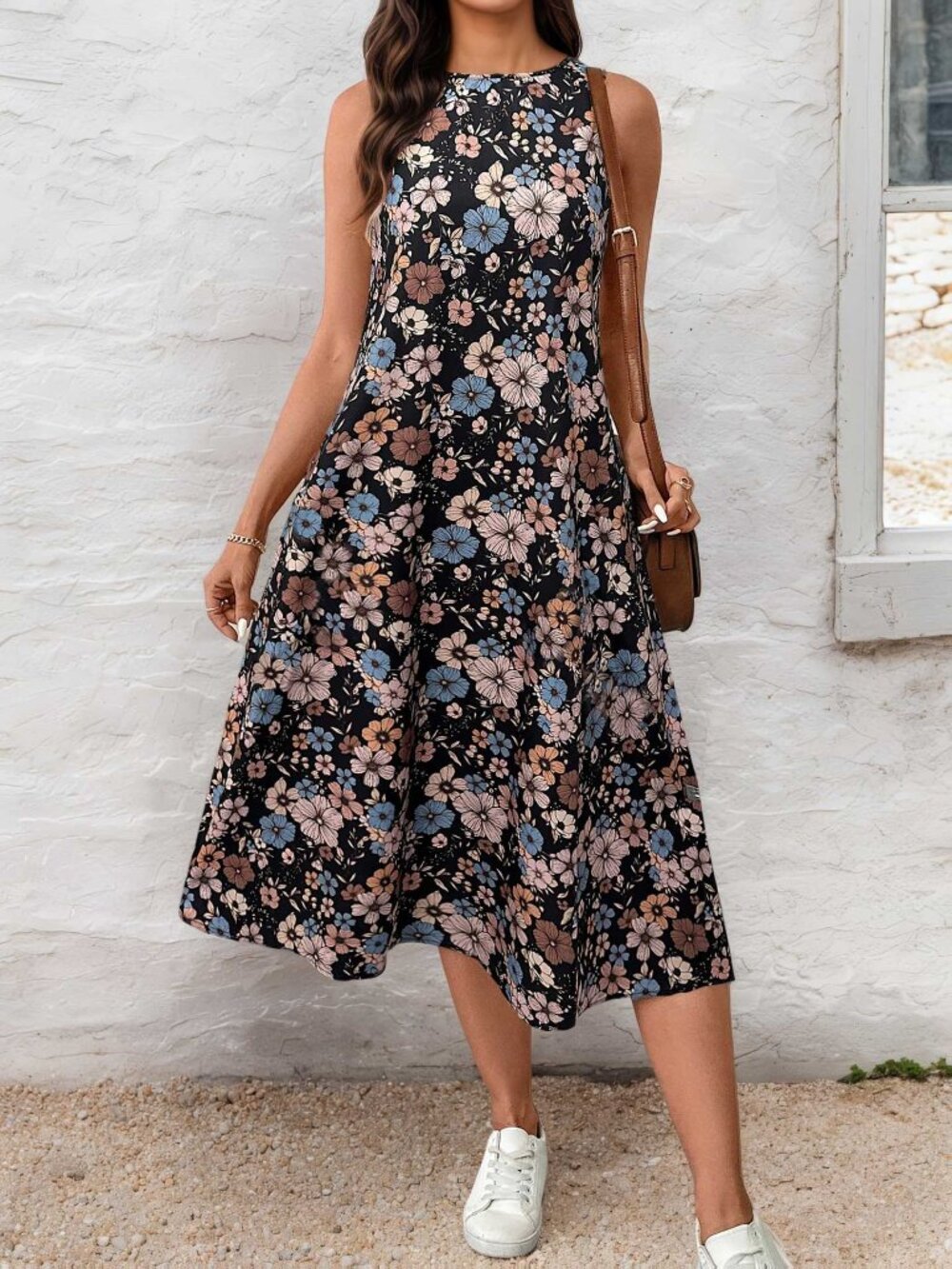 Round-neck printed dresses